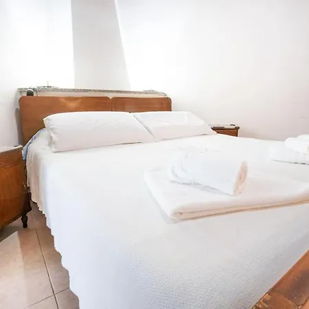 Apartment Ampio In Centro Wifi E 1 Posto Auto